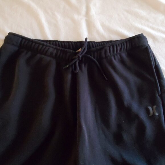 Hurley Men's Large Drawstring Black Fleece Athletic Shorts - Picture 3 of 6